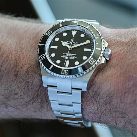 2020 rolex submariner 124060 review.